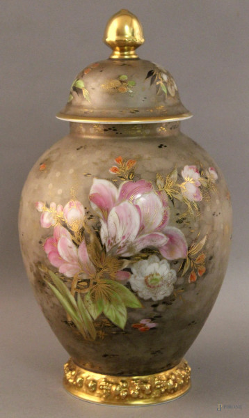 Potiche in porcellana Rosenthal a decoro di fiori, h. 28 cm.