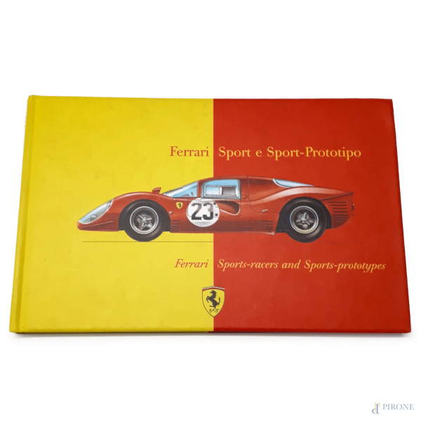 Automotive, Ferrari Sport e Sport Prototipo, libro edito dalla Ferrari S.p.A., rara edizione tascabile del 2023, 68 pagine più risguardie, allestimento filo refe, copertina cartonata