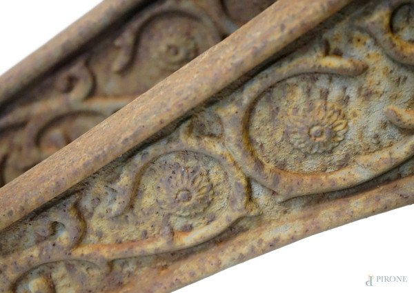 Due modelli di cannoni in ferro, XIX-XX secolo, misura max cm 123,5x42