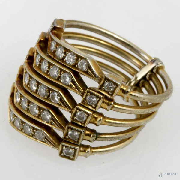 Anello in oro 18 kt a cinque segmenti, misura 14, peso gr 9,1