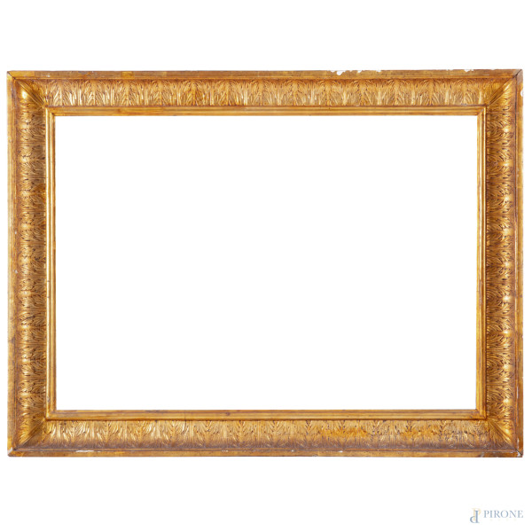 Cornice impero in legno intagliato e dorato, ingombro cm 80x107 luce cm 63x90, (segni di usura, graffi, scalfiture,cadute della doratura)