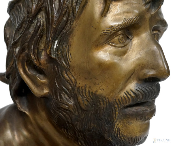 Scultura in bronzo raffigurante il busto di Seneca, altezza 43 (difetti)