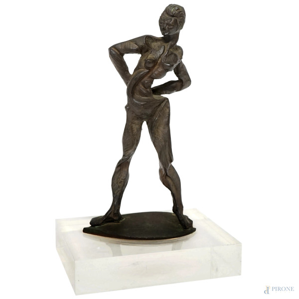 Alberto Ricci (1943-2003), Nudo femminile in piedi,  bronzo su base in plexiglass, firmato e iscritto "Roma 2/9", (difetti)