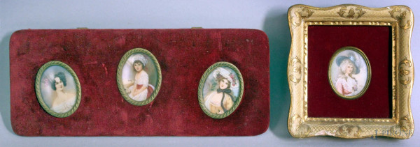 Lotto composto da quattro miniature raffiguranti nobil donne, misure max 5,5x4,5 cm, entro due cornici.