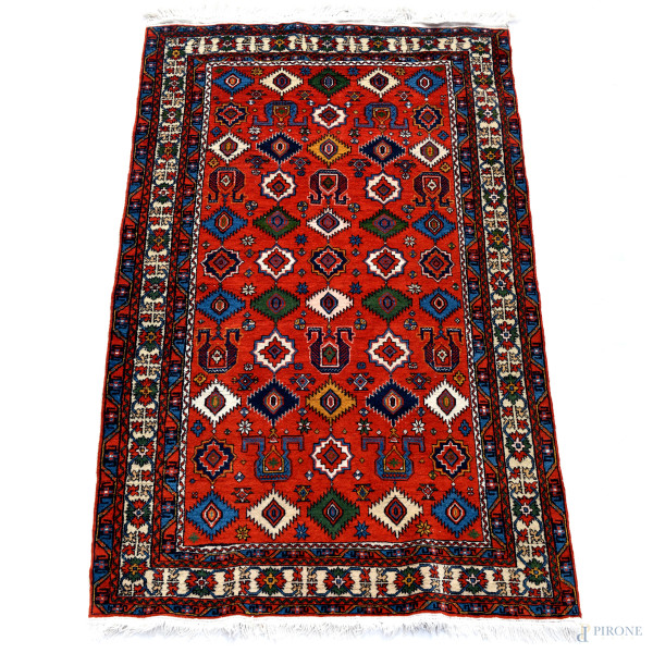 Tappeto, XX secolo, cm 210x125, (segni di usura)