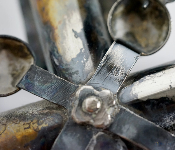 Crocifisso in argento del XVIII-XIX secolo, punzoni non identificati, altezza cm 36, (difetti)