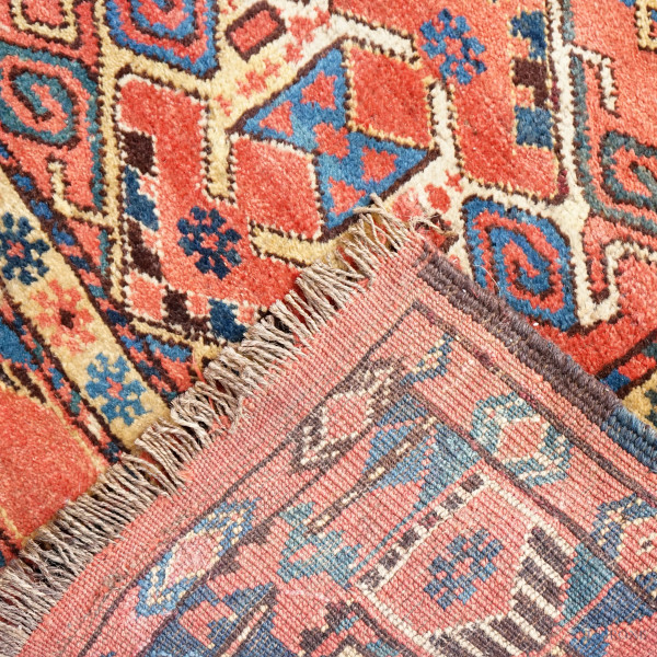 Tappeto persiano, cm 378x168 circa, (difetti)