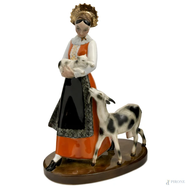 Ceramica CIA Torino, gruppo in ceramica policroma e dorata raffigurante pastorella con capretta e agnello, cm 47x33x19, (difetti)