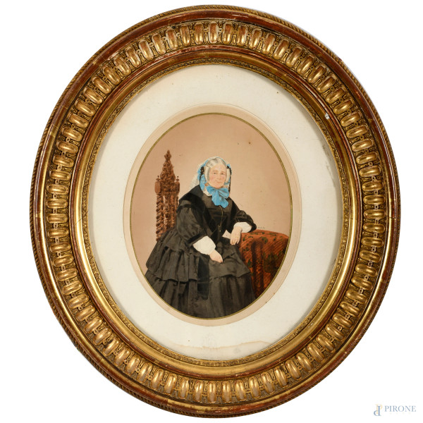 Ritratto di nobildonna anziana, XIX secolo, tecnica mista su cartoncino cm 28x24,5 compreso passepartout, (segni di usura, levi segni di umidità)
