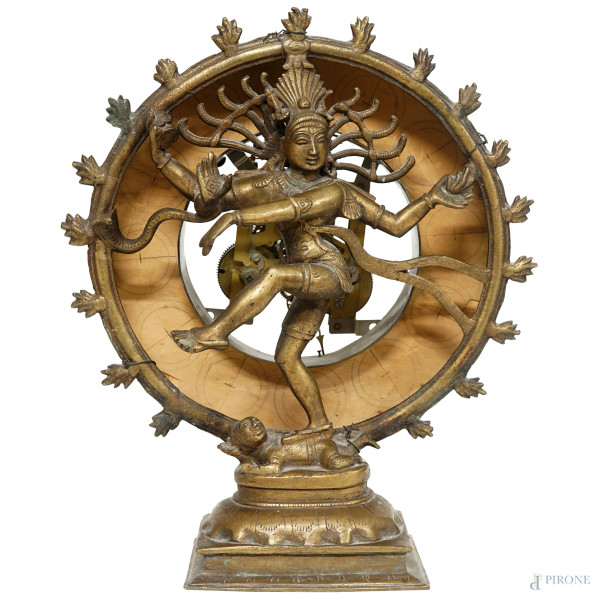 Scultura in bronzo raffigurante la divinità indù Shiva Nataraja, XX secolo, altezza cm 38,5