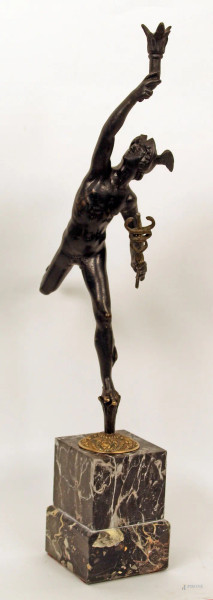 Mercurio, scultura in bronzo su base in marmo, h. 53 cm.