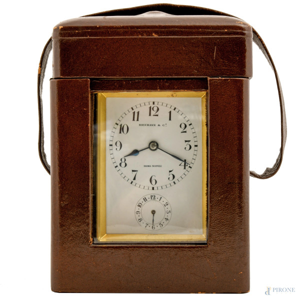 Orologio cappuccina Hausmann con custodia in cuoio, misure complessive cm 14,5x10,5x10,5,  (difetti, e rotture da revisionare)