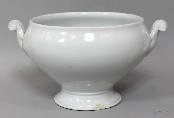 Alzata centrotavola in ceramica bianca, marcata S.C. Lombarda, altezza cm.15, diametro cm.28, (difetti).