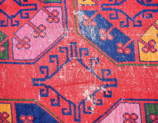 Tappeto persiano, cm 314x242, (difetti, parti consunte)