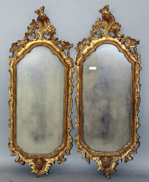 Coppia di specchierine in legno intagliato e dorato, XIX sec, h.91x35cm