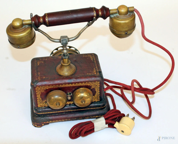 Vecchio telefono, anni 30