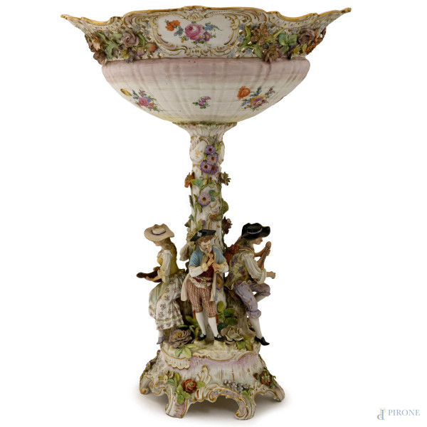 Vaso da frutta in porcellana policroma, Germania, Carl Thiene, XIX-XX secolo, marchio sotto la ba...