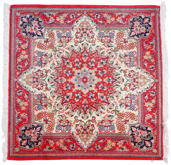 Tappeto Qum, Persia, cm 100x100, (difetti).