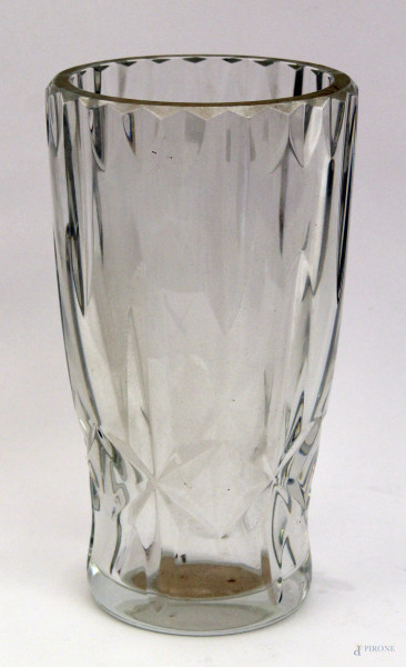 Vaso molato in cristallo Baccarat, h. cm 25.