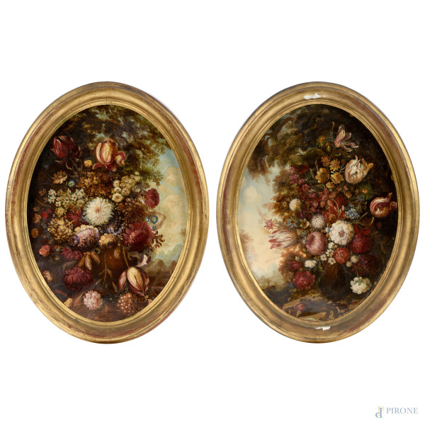 Torso femminile, scultura in marmo su base in metallo, XIX-XX secolo, altezza cm 36,5