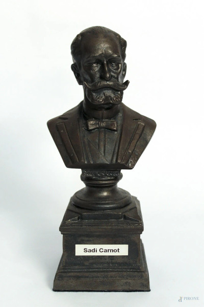 Sadi Carnot, busto in bronzo, H 27 cm.