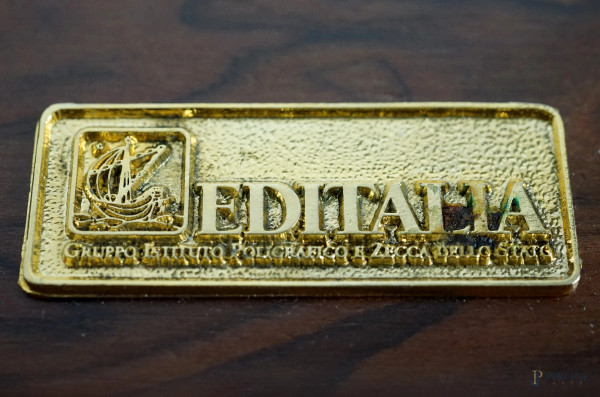 I miti del nostro tempo - Il Libro d'oro Ferrari, con 25 lastre in oro 999,9, misura della teca c...