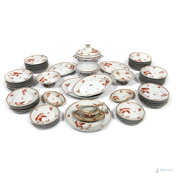 Servizio da tavola “a galli rossi” ,Manifattura Richard Ginori, seconda metà del XX secolo, (segni di usura, lievi sbeccature, difetti)