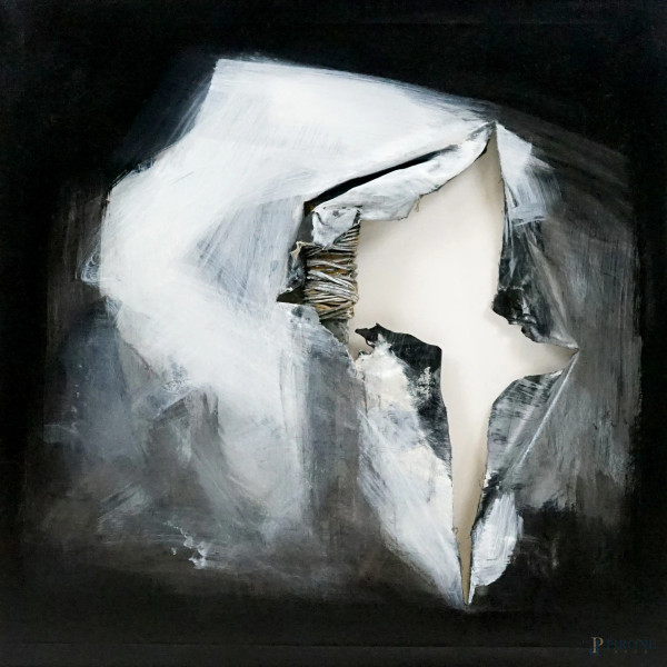 Alina Ditot - Bianco e nero, tecnica mista su tela strappata, legata con corda e bruciata, cm 80x80