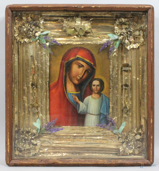 Madonna con bambino, icona del XIX secolo, olio su tavola 28x19 cm, entro teca 53x48 cm.