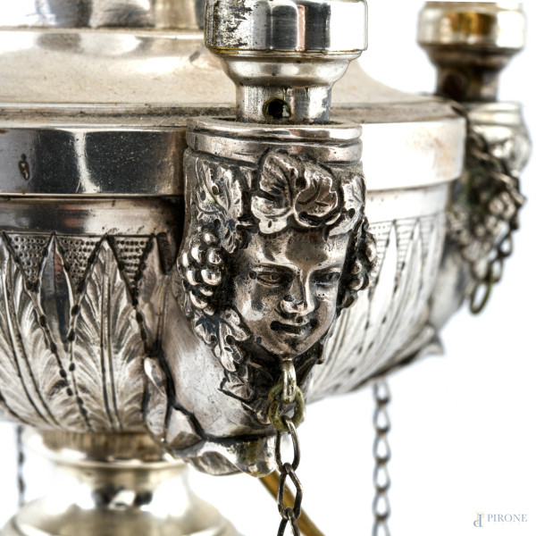 Centilena a quattro fuochi in argento cesellato, altezza cm 150, peso complessivo lordo gr 3300, ...