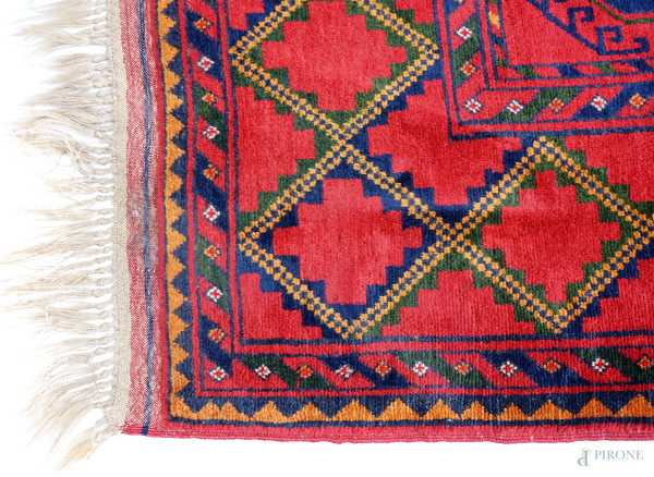 Tappeto persiano, cm 314x242, (difetti, parti consunte)