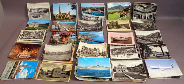 Lotto composto da diverse cartoline viaggiate.