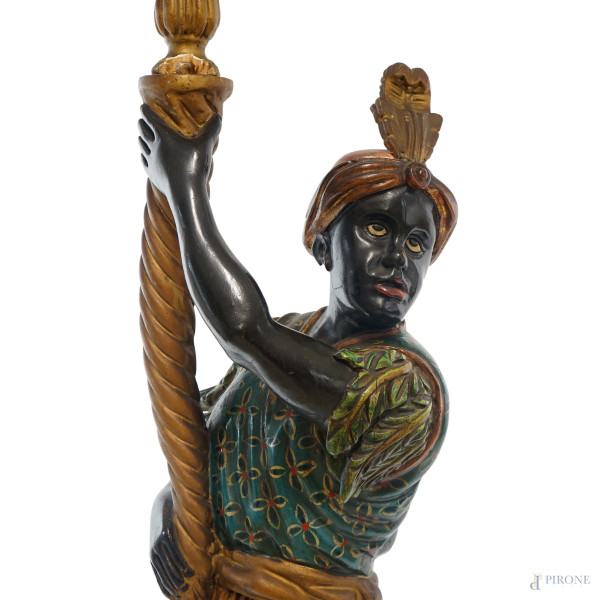 Lampada da terra Moro veneziano in legno policromo, XX secolo, altezza cm 200 (difetti)