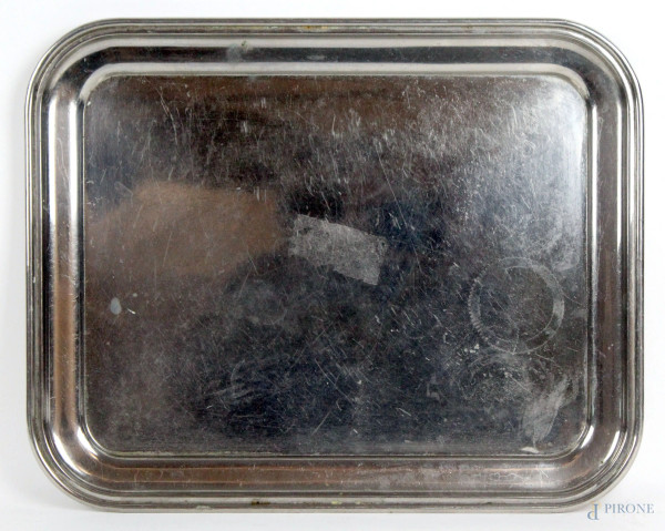 Vassoio rettangolare in metallo argentato, cm 40x32, XX secolo