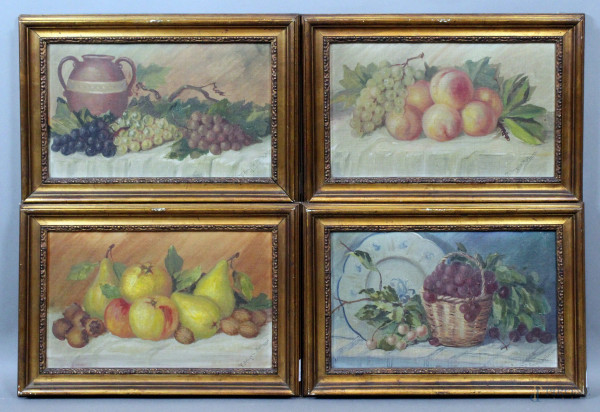 Lotto di quattro dipinti raffiguranti nature morte, olio su tela, cm.25x40, firmati, entro cornici.
