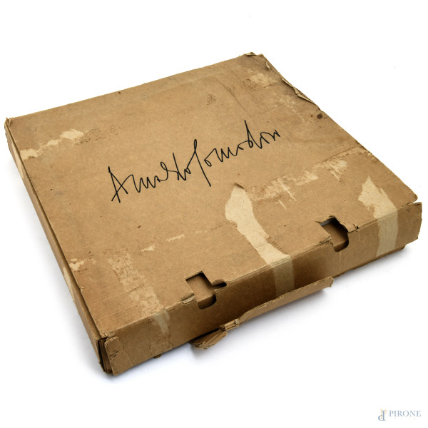 Arnaldo Pomodoro, Piatto in vetro "Sonoro", diametro cm 32, entro scatola originale