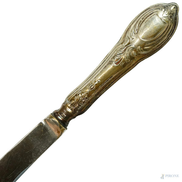 Lotto composto da tre servizi di posate da frutta Solingen con prese in argento, XX secolo, numer...