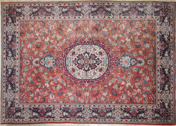 Tappeto persiano, cm 357 x 248.