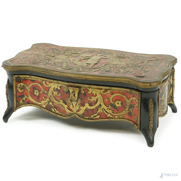 Cofanetto Napoleone III in legno decorato a boulle, XIX secolo, cm 11x28,5x16,5