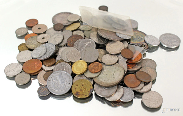Lotto di monete straniere, epoche diverse.