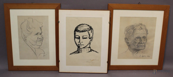 Lotto di tre ritratti, disegni su carta 42x32 cm, entro cornice.