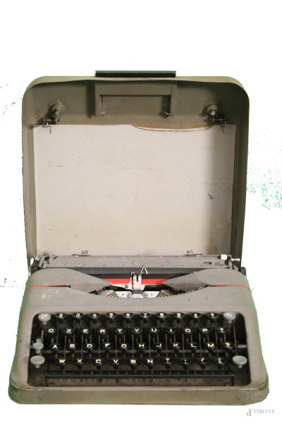 Vecchia macchina da scrivere
