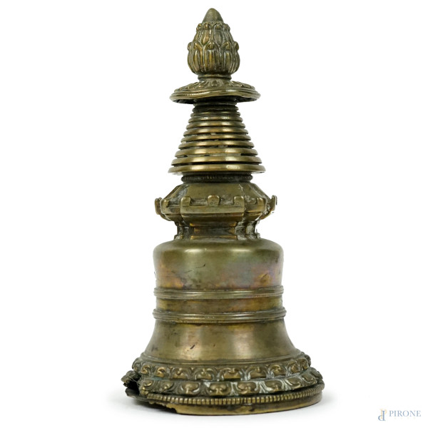 Antica Stupa in bronzo, Tibet, cm 16, (difetti)