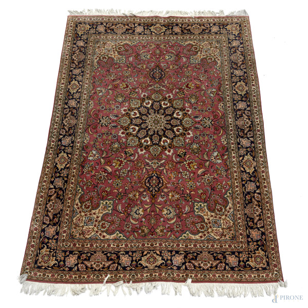 Tappeto Qum, cm 214x145,5, (segni di usura, difetti)