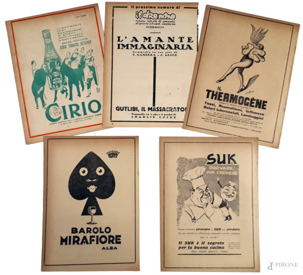 Lotto composto da cinque locandine, inizi XX secolo, stampa fronte e retro di pubblicità d’epoca, cm 24x18 cadauna 