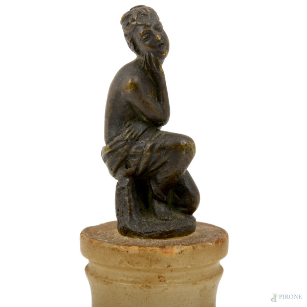 Lotto di tre piccole sculture in bronzo, XX secolo, (difetti)