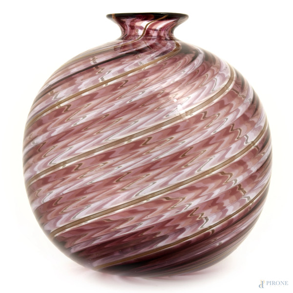 Venini anni Novanta, Vaso in vetro colorato a spirale nei toni del rosa, cm 16x15, (difetti)