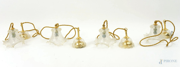 Lotto composto da quattro coppie di lampadine a sospensione in vetro di Murano con inclusioni dorate, sostegno in corda, misure max cm 127, XX secolo, (fili elettrici recisi, difetti).