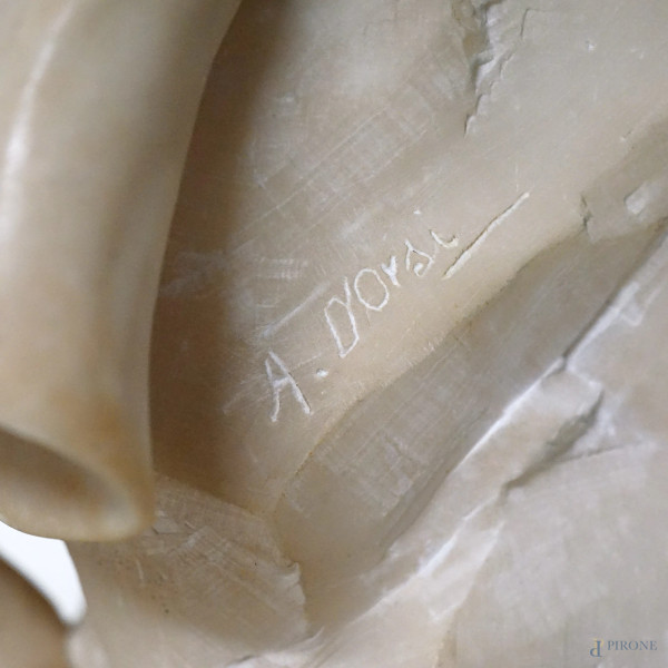 Scultura in marmo raffigurante una bambina che legge, firmato A. D'Orsi, altezza cm 49