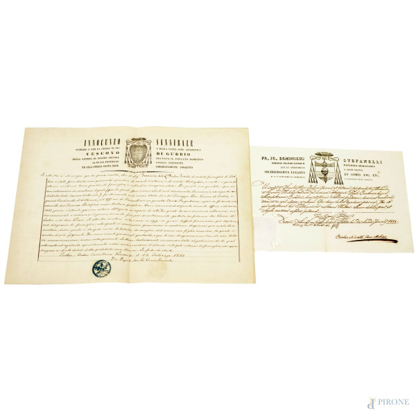 Lotto composto da due documenti autografi: a) carta intestata "FR. JO. Dominus Stefanelli", 1838; b) carta intestata "Vincenzo Sannibale Vescovo di Gubbio", 1881. (Difetti)